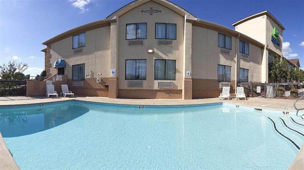 Country Inn & Suites By Radisson, Shelby, Nc Bagian luar foto